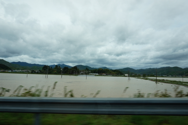 台風16号