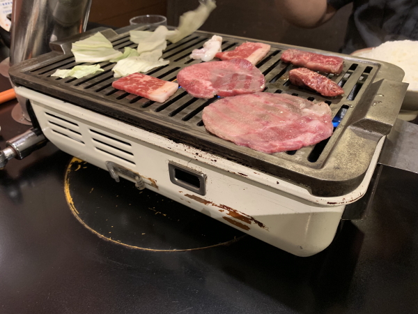 焼肉しまんと