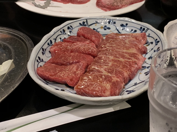 焼肉しまんと